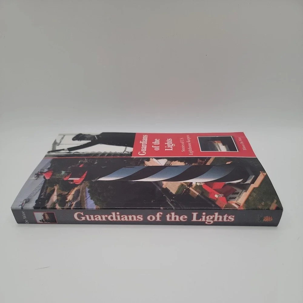 Guardians Of The Lights Softcover Elinor De‎ Wire US Lighthouse Keepers 2015